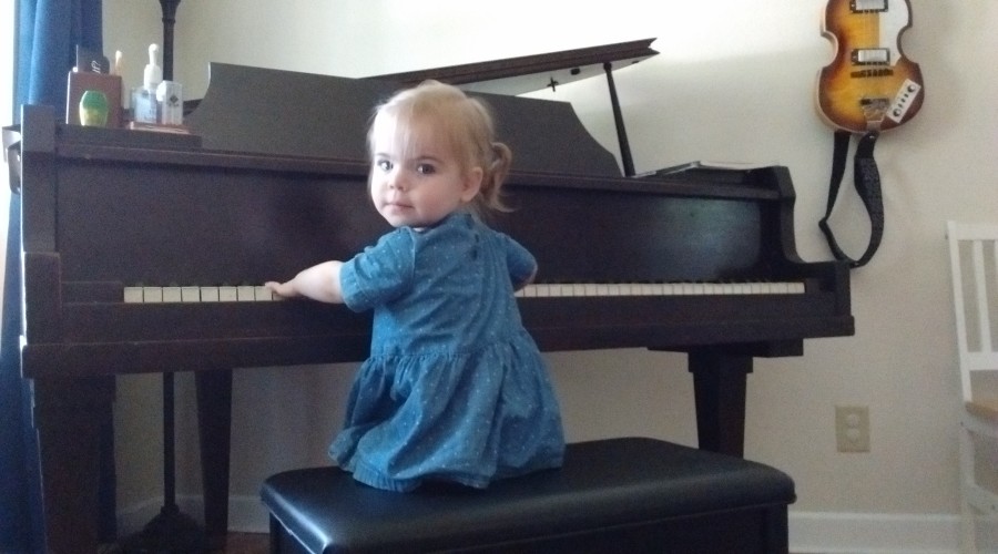 Little Girl Pianist Student Recital Performance Jam Session Studio Fellowship Music Arts Academy Piano Lesson Oregon